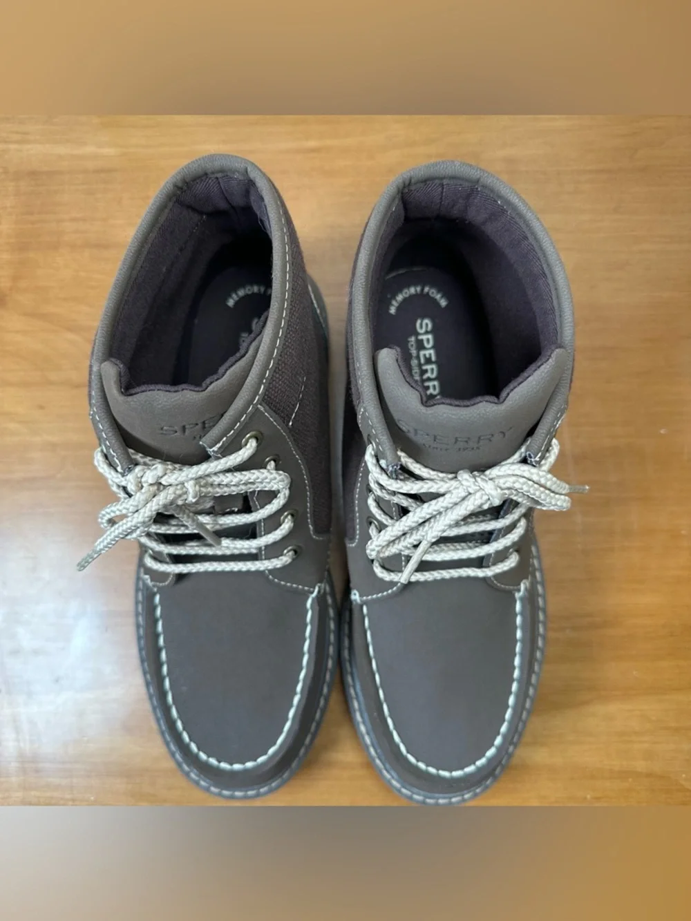 Sperry NWOT Top-Sider Rudder Brown Leather Boots Boys 4 Unisex
